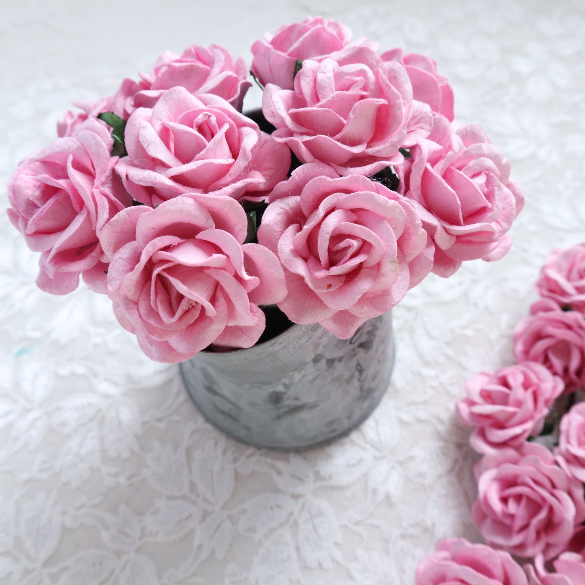 MULBERRY PAPER ROSE FLOWERS 4 CM 5 PCS - Luxy Kraft