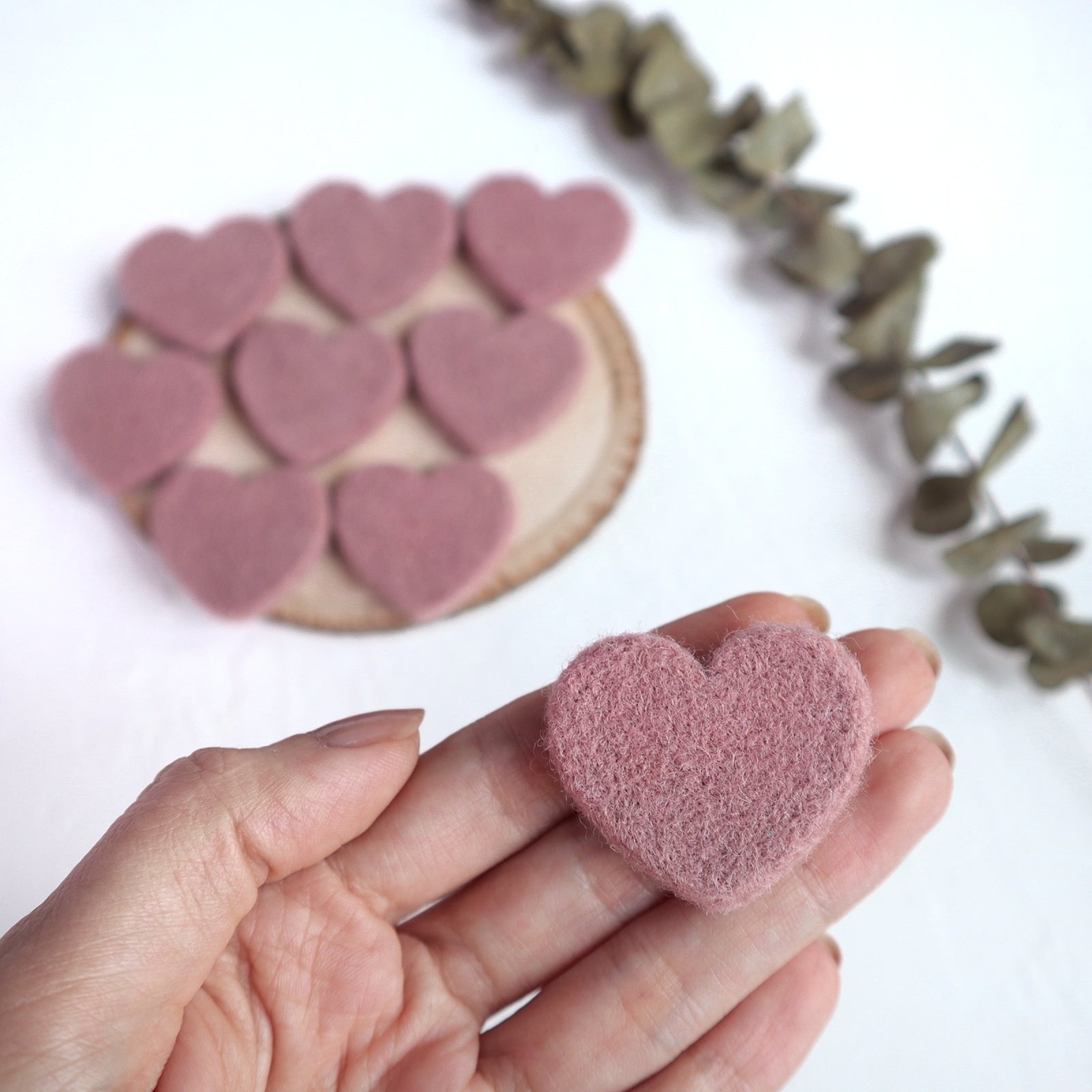 100% Wool needle felt Dusty Rose Pink Heart 3.8 cm - Luxy Kraft