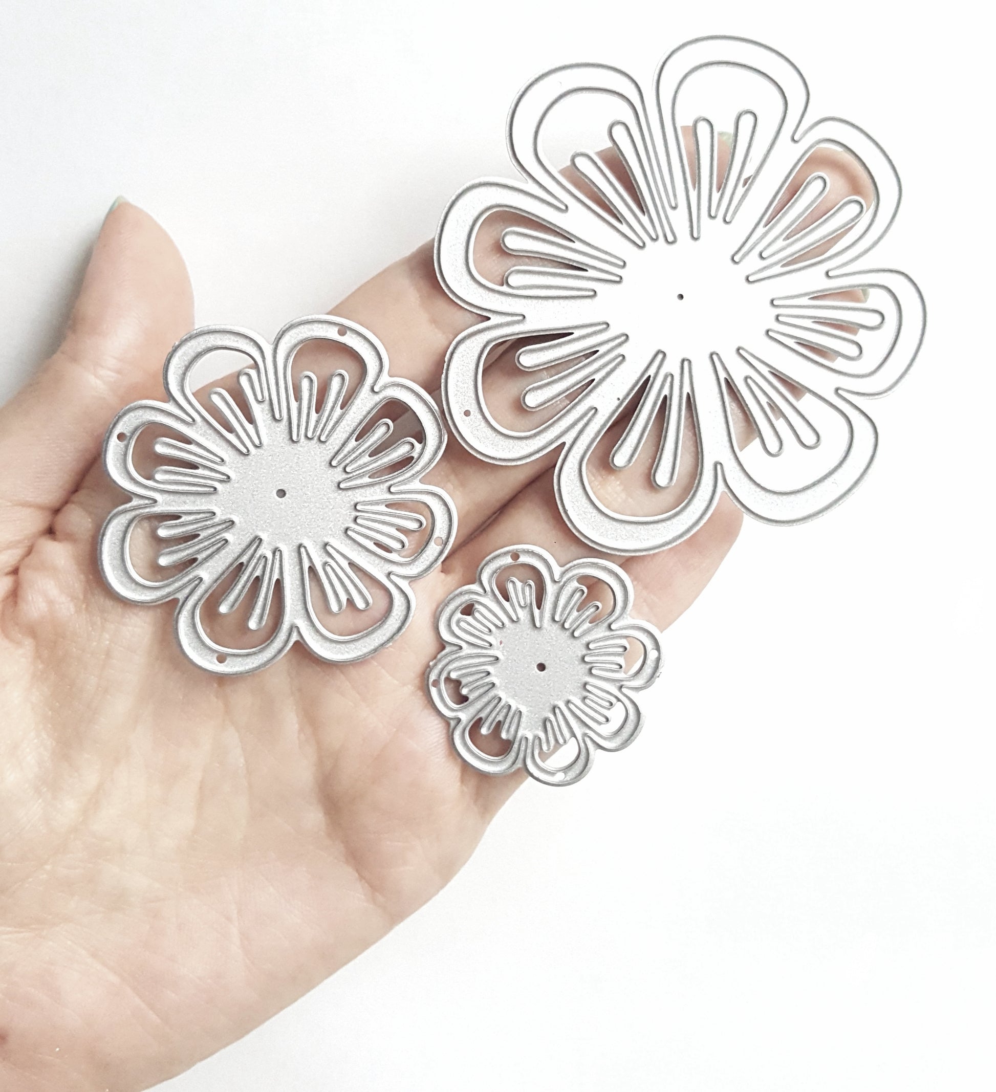 3D FLOWER CUTTING DIES 3 PCS SET OR 1 PCS - Luxy Kraft