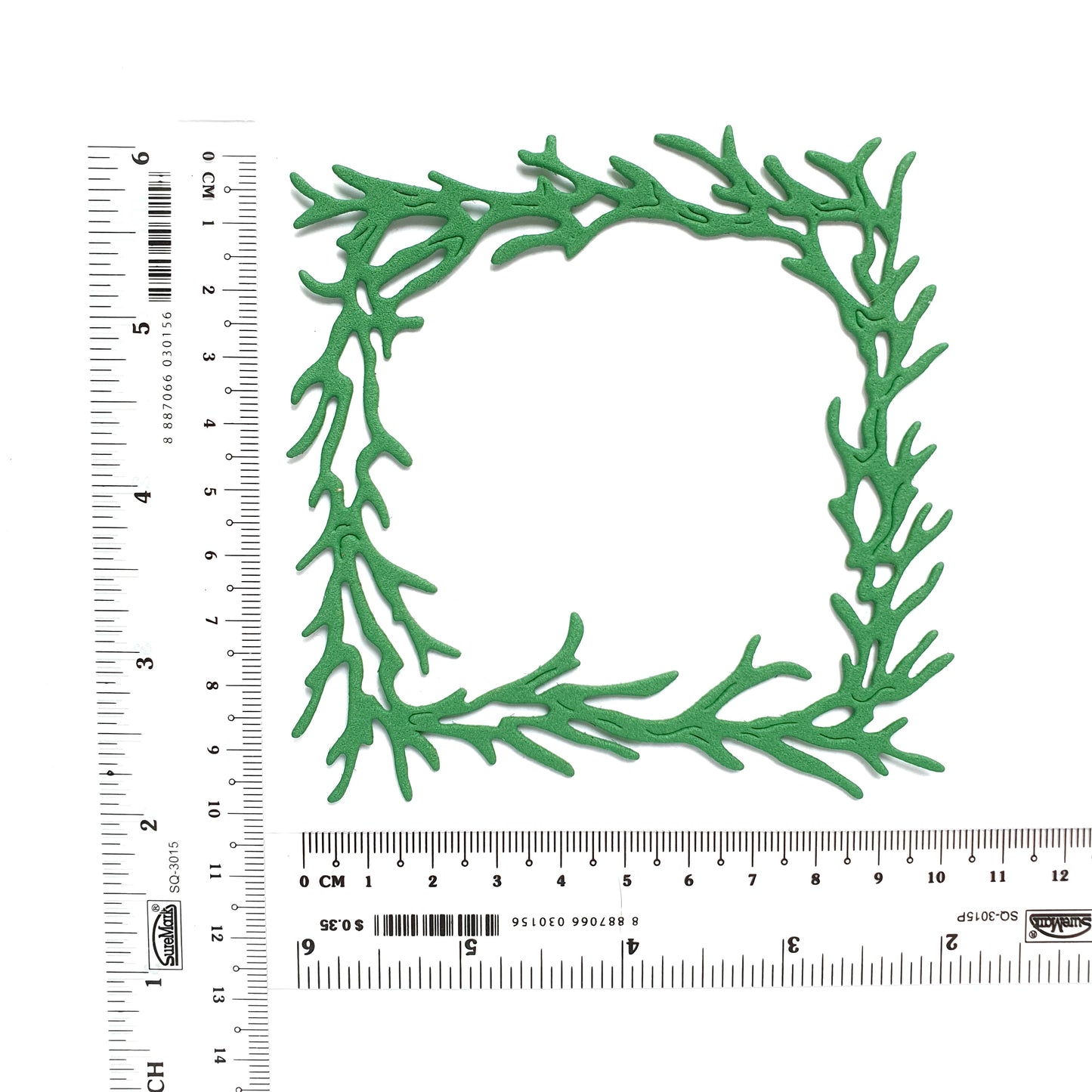 LEAVES WREATH CUTTING DIE - Luxy Kraft