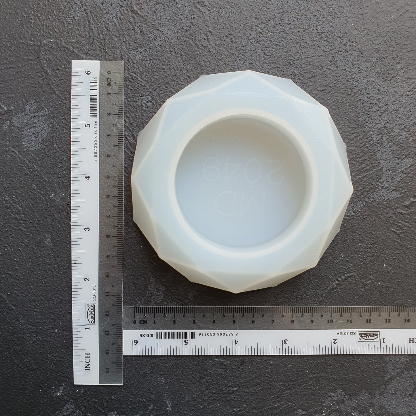 Diamond ashtray silicone mold Flower pot Candle holder Resin Epoxy Jesmonite mold 10 cm - Luxy Kraft