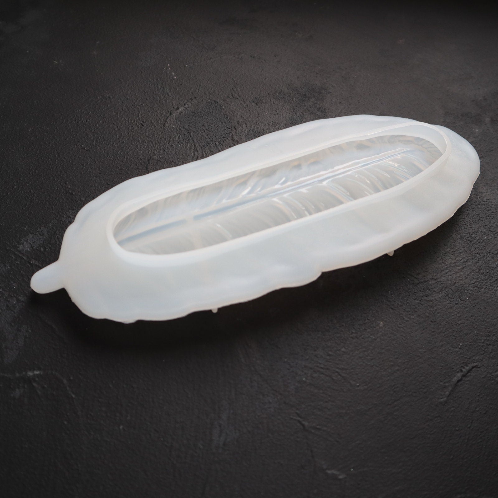 Feather mold trinket tray dish plate silicone mold for Resin Epoxy Jesmonite craft - Luxy Kraft