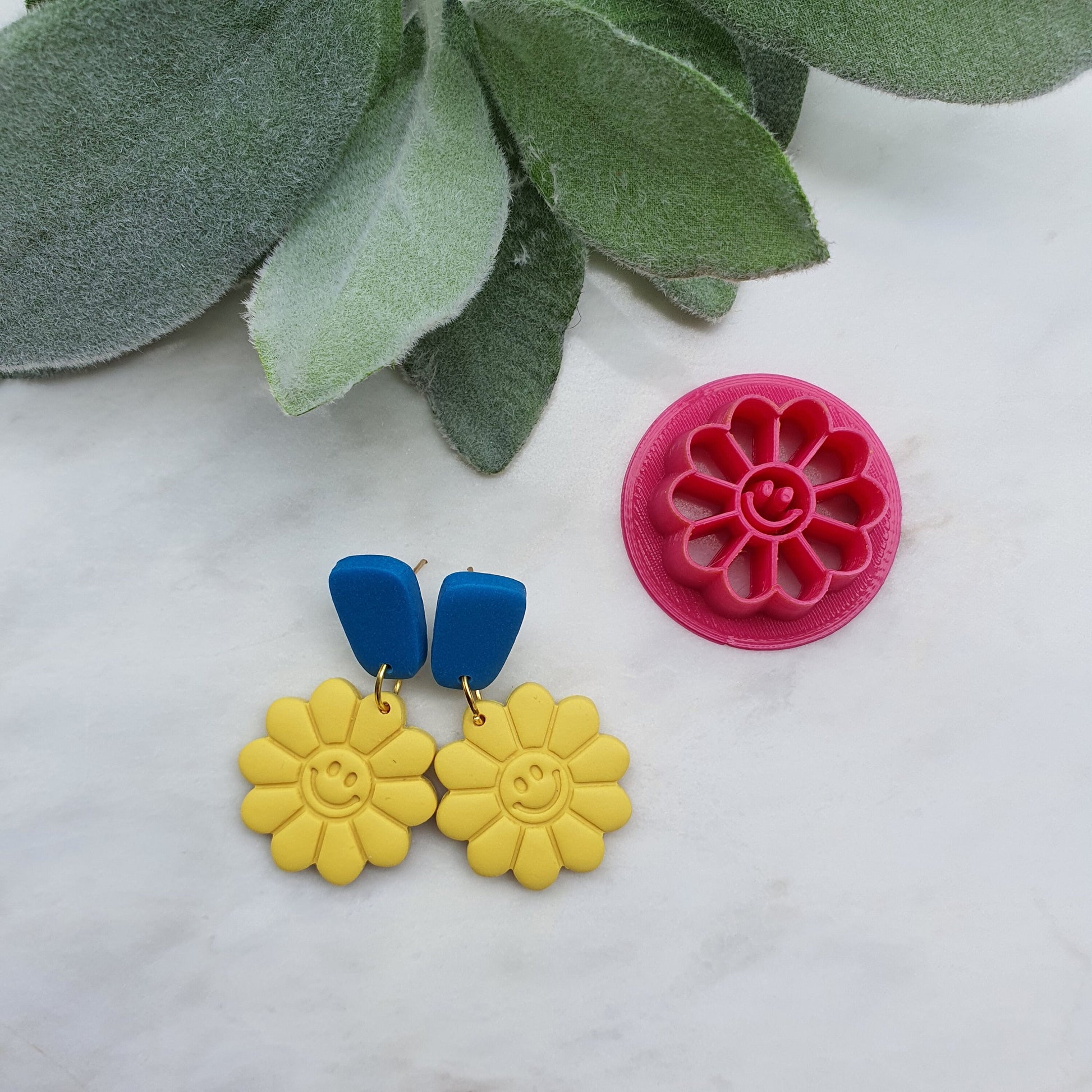Earrings Polymer clay 3D cutters Jewelry mold "Smile flower"