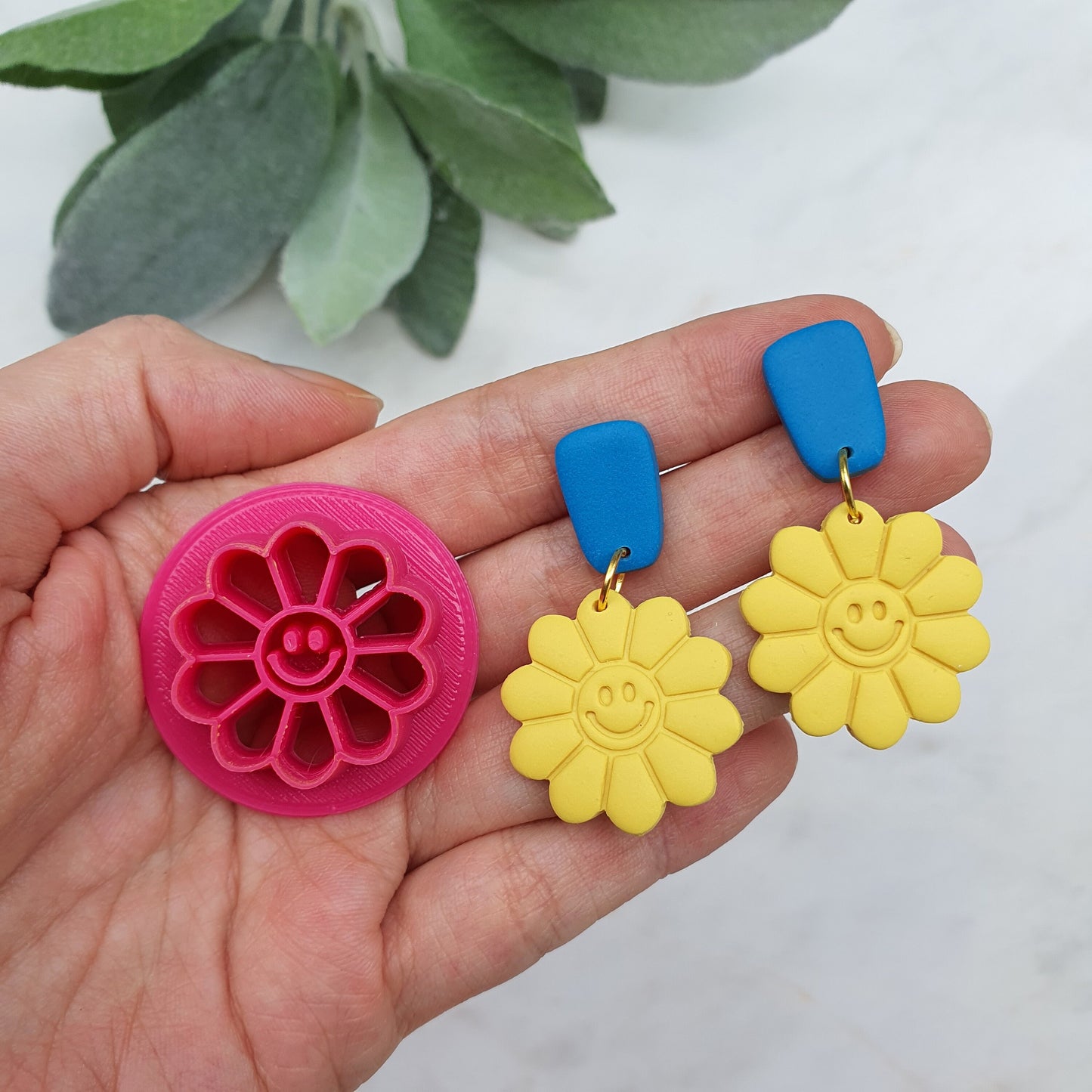 Earrings Polymer clay 3D cutters Jewelry mold "Smile flower"