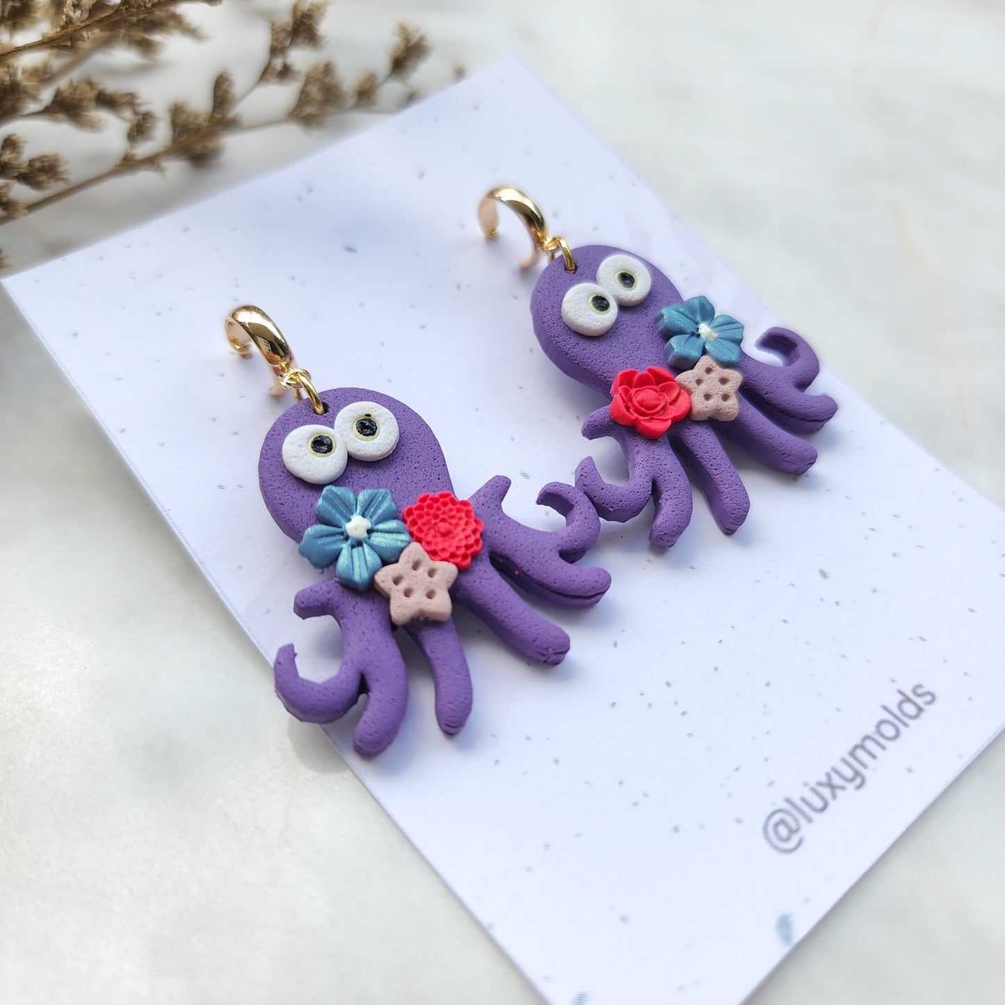 Polymer clay earrings / Summer earrings /Octopus earrings / Coral earrings / Crab earrings / Fin earrings / Wood resin earrings/Red earrings