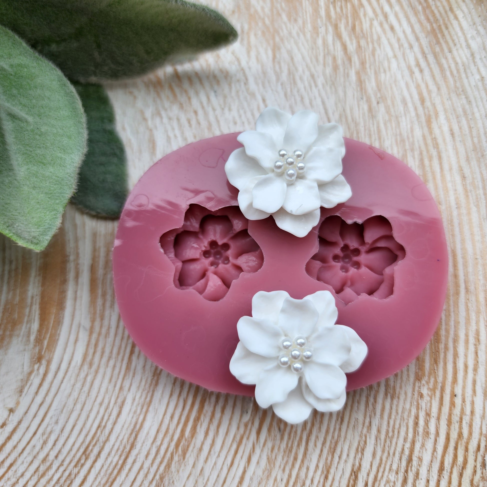 Silicone earrings mold / Silicone epoxy mold / Silicone stud earring moulds / Silicone UV resin molds / Flowers clay jewelry mold /Clay tool